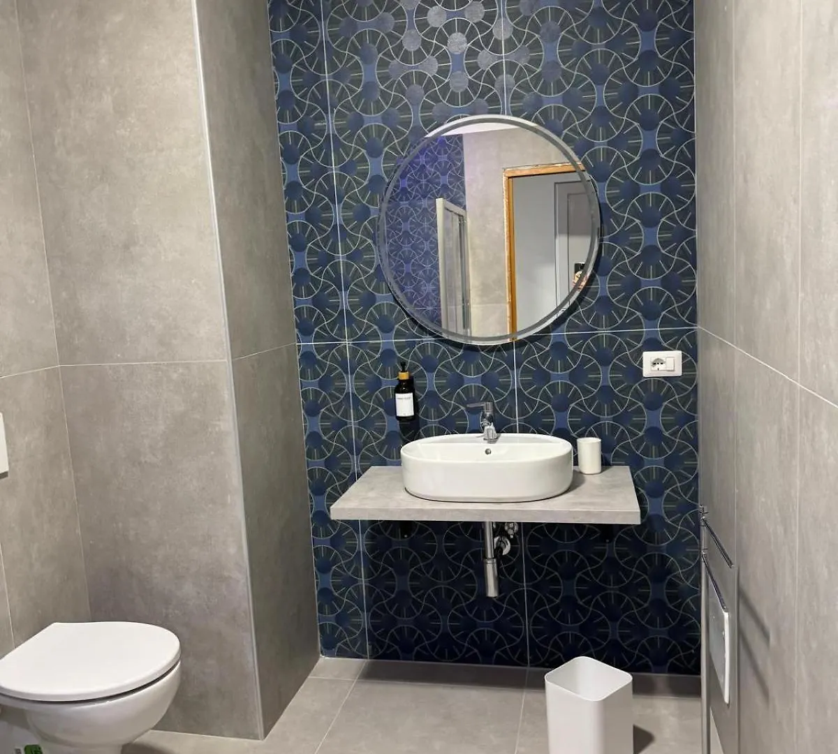 Appartamento Black Room & Breakfast Bari Italia
